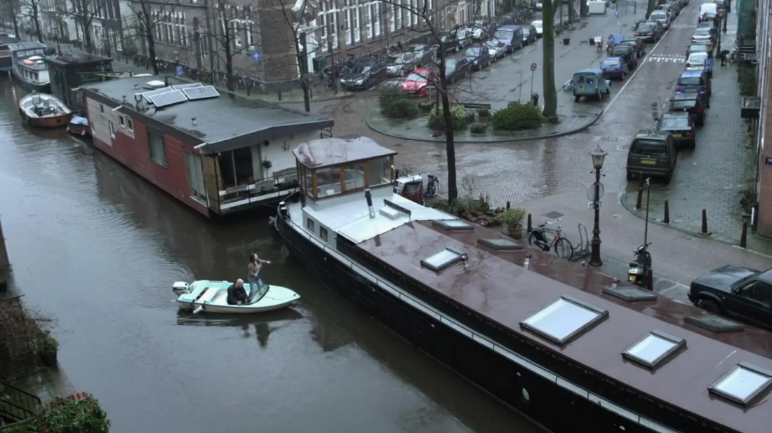 Amsterdam Heavy (Amsterdam Heavy) izlemek için tıklayınız.