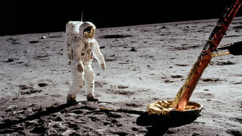 Apollo 11 (Apollo 11) izlemek için tıklayınız.