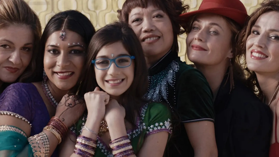 Babylon Sisters (Babylon Sisters) izlemek için tıklayınız.