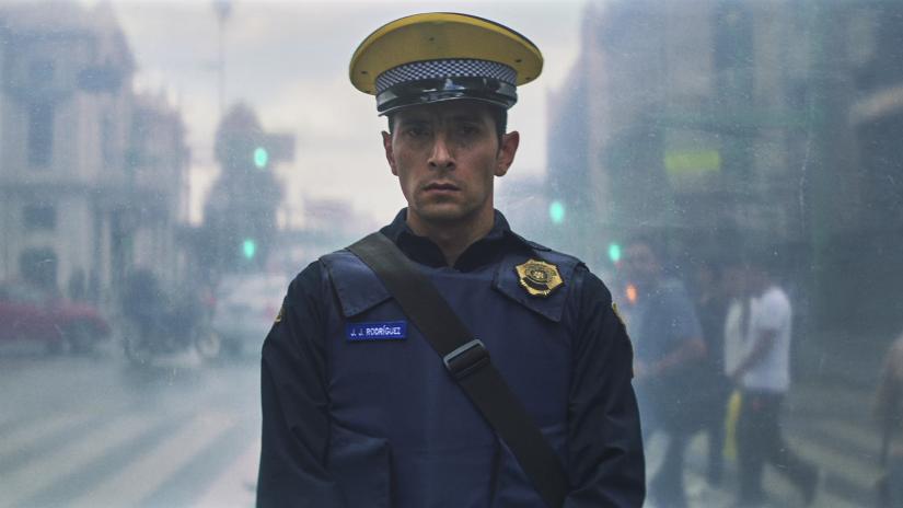 Bir Polis Filmi (Una película de policías) izlemek için tıklayınız.