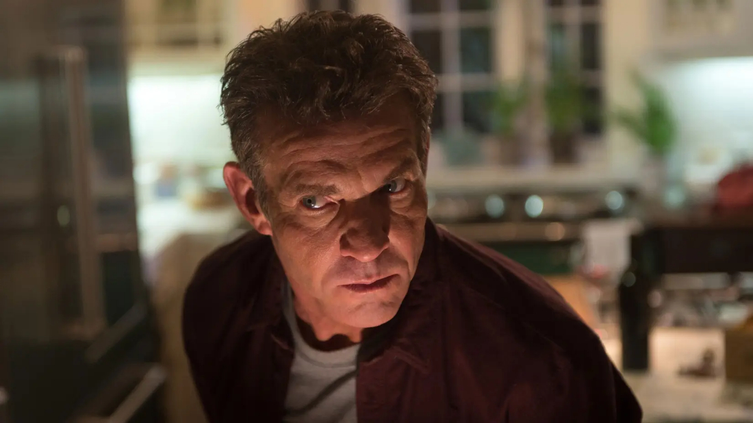 Davetsiz Misafir (The Intruder) izlemek için tıklayınız.