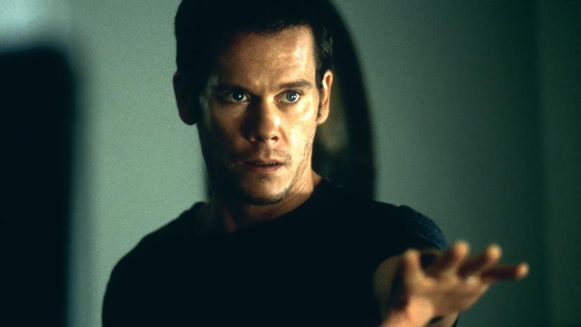 Dehşetin Yankıları (Stir of Echoes) izlemek için tıklayınız.