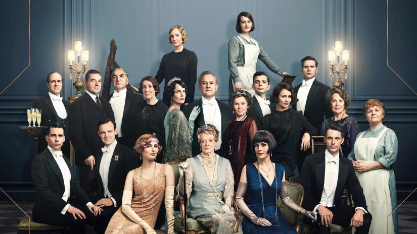 Downton Abbey (Downton Abbey) izlemek için tıklayınız.