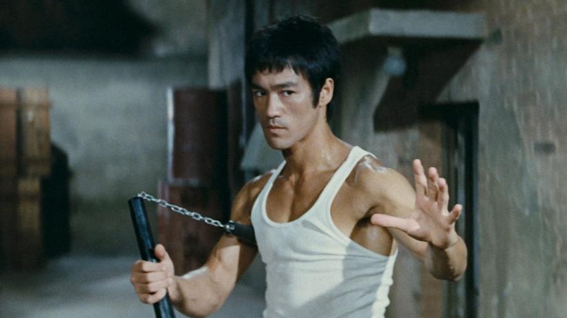 Dünyada Benden Büyük Yok (Meng long guo jiang) izlemek için tıklayınız.