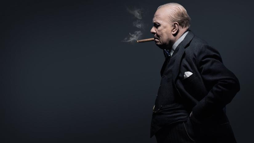 En Karanlık Saat (Darkest Hour) izlemek için tıklayınız.