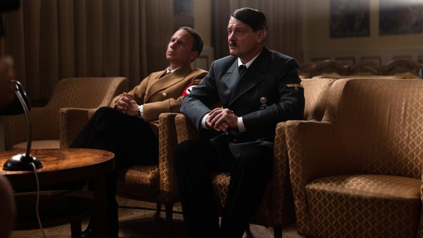 Goebbels and the Führer (Führer und Verführer) izlemek için tıklayınız.