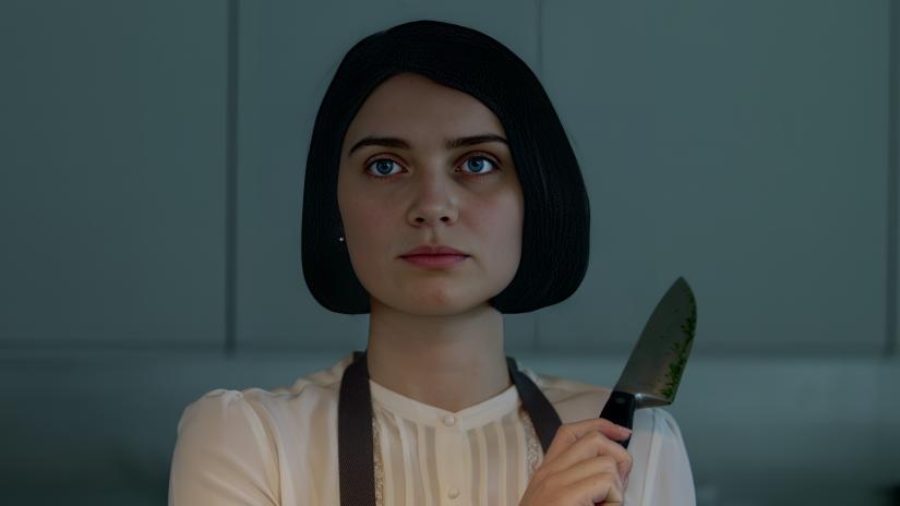 Gözlerinin Ardında (Behind Her Eyes) izlemek için tıklayınız.