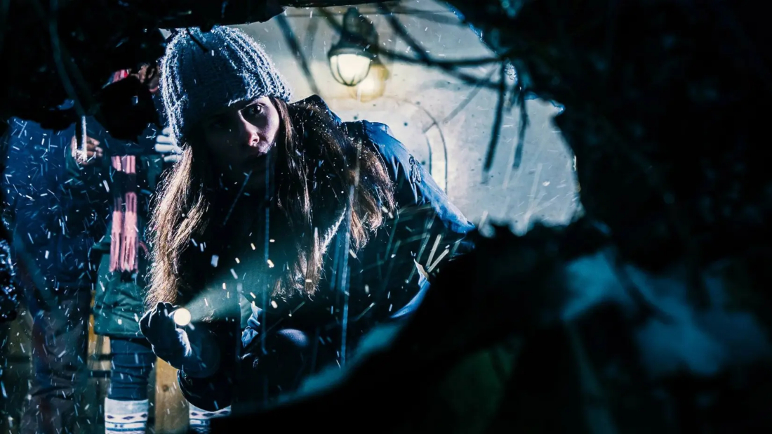 Kanlı Gemi (Harbinger Down) izlemek için tıklayınız.