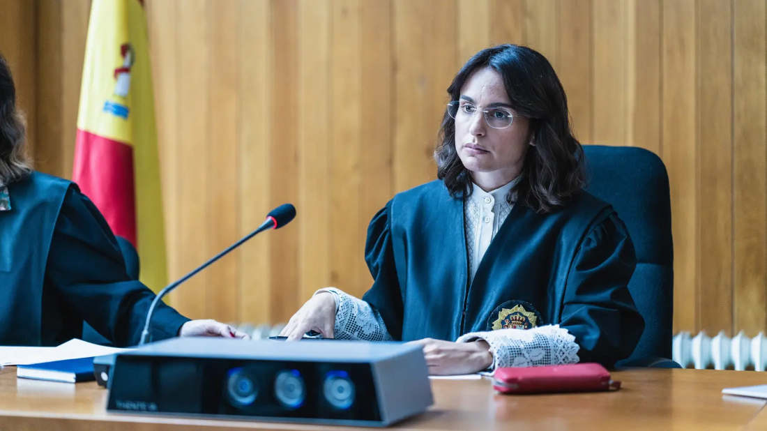 Justicia artificial (Justicia artificial) izlemek için tıklayınız.