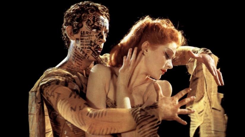 Kırmızı Pabuçlar (The Red Shoes) izlemek için tıklayınız.
