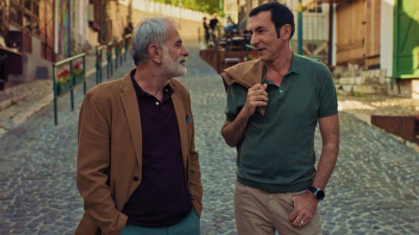 Komşuluk Halleri (Deset u pola) izlemek için tıklayınız.