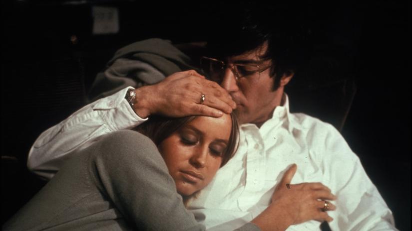 Köpekler (Straw Dogs) izlemek için tıklayınız.