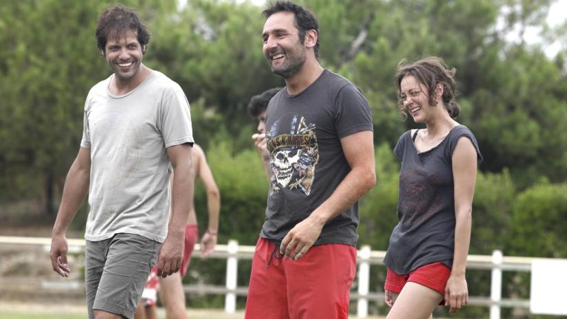 Küçük Beyaz Yalanlar (Les petits mouchoirs) izlemek için tıklayınız.