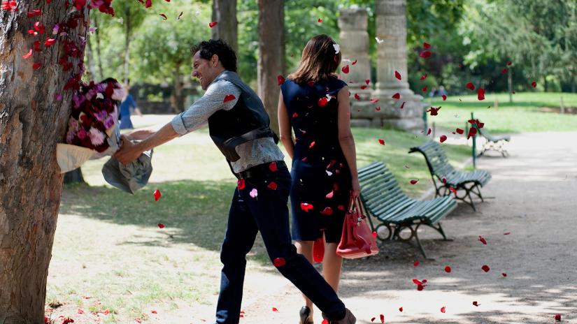 Mutluluk Asla Yalnız Gelmez (Un bonheur n'arrive jamais seul) izlemek için tıklayınız.