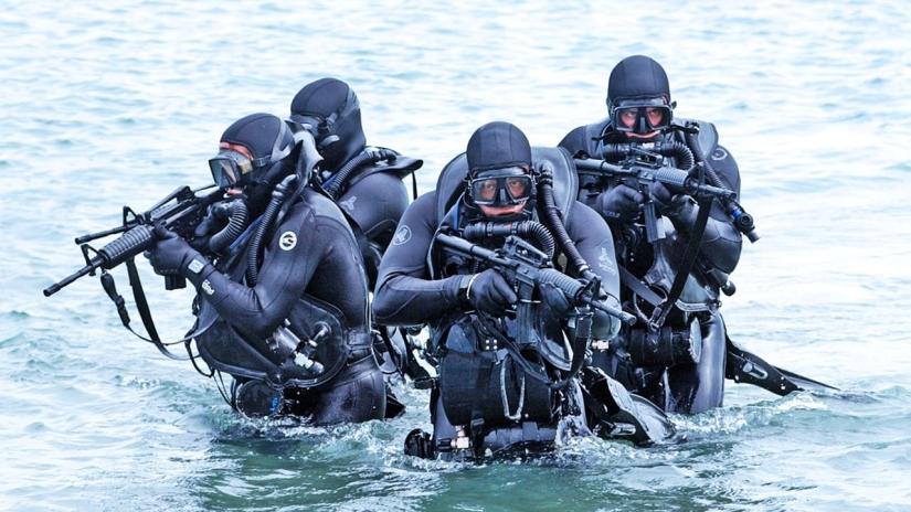 Navy SEALs: Their Untold Story (Navy SEALs: Their Untold Story) izlemek için tıklayınız.