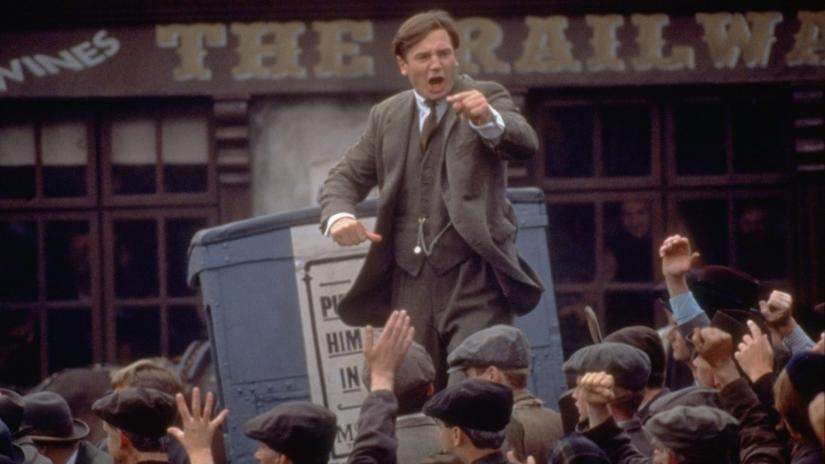 Özgürlüğün bedeli (Michael Collins) izlemek için tıklayınız.