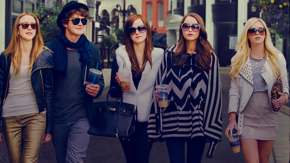 Pırıltılı Hayatlar (The Bling Ring) izlemek için tıklayınız.