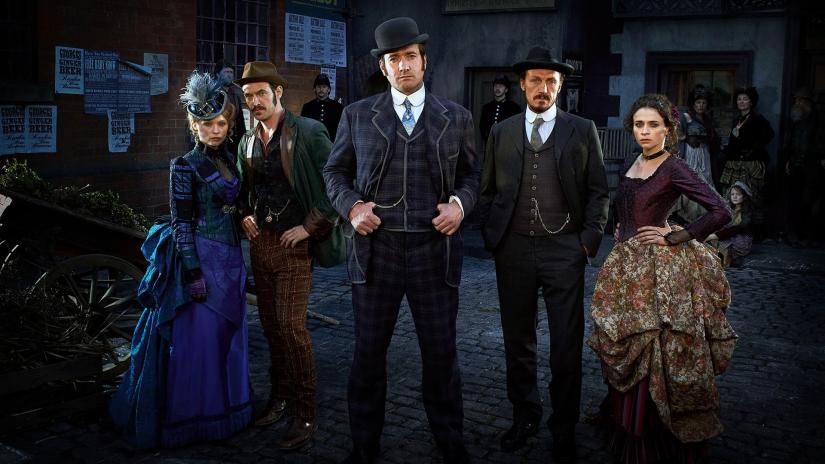 Ripper Street (Ripper Street) izlemek için tıklayınız.