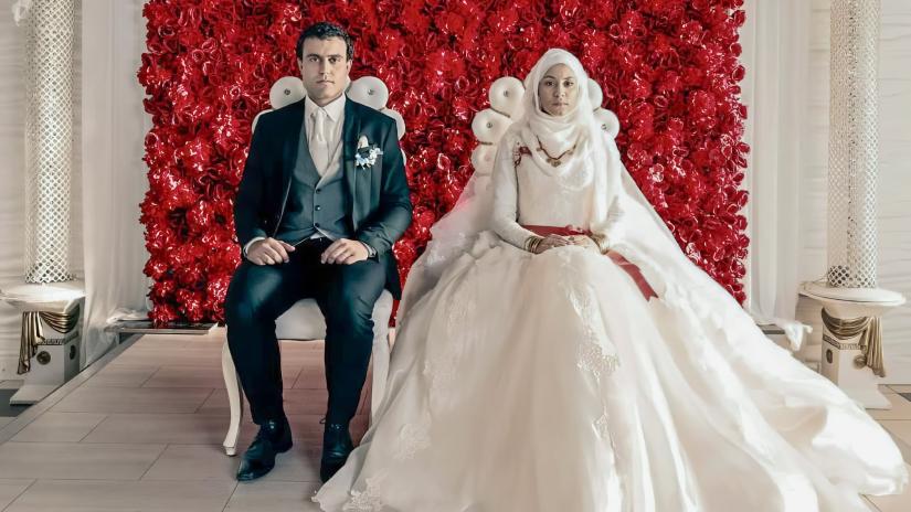 Sıradan Bir Kadın (Nur eine Frau) izlemek için tıklayınız.