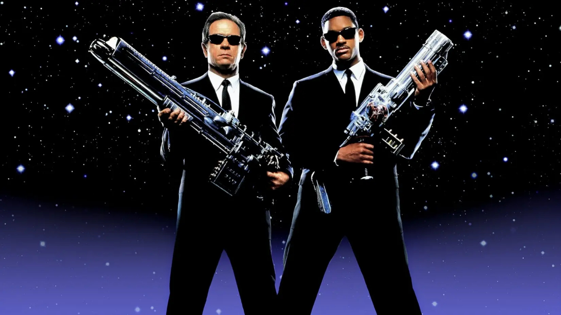Siyah Giyen Adamlar (Men in Black) izlemek için tıklayınız.