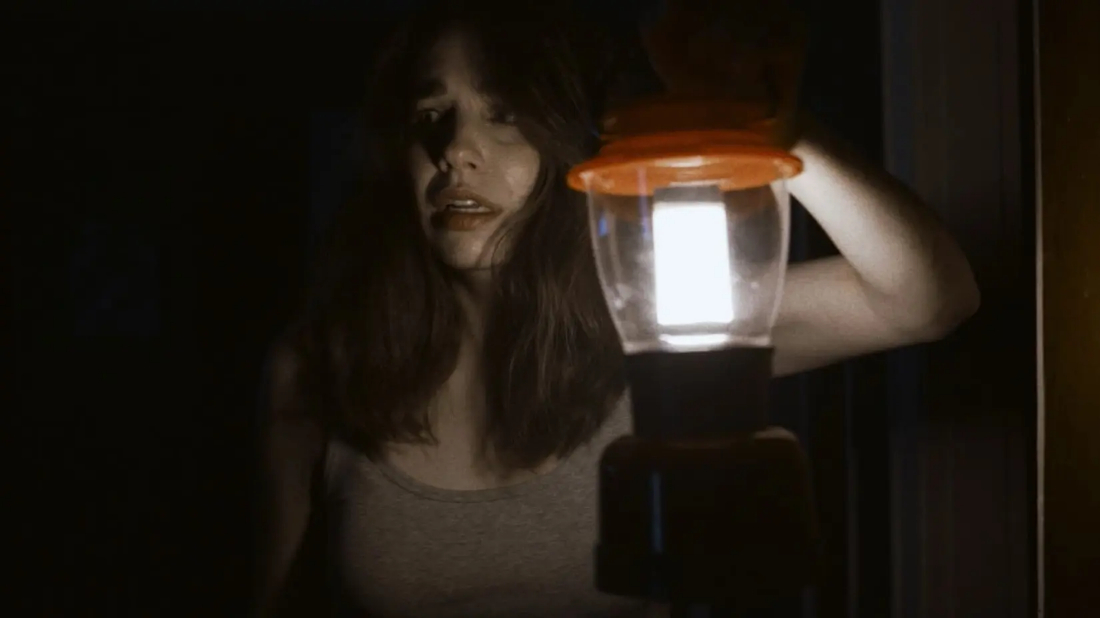 The Dead Girl in Apartment 03 (The Dead Girl in Apartment 03) izlemek için tıklayınız.